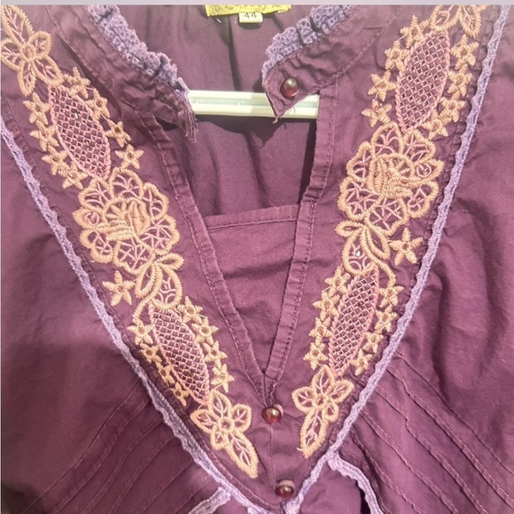 Purple Ruffled Lace 3/4 Sleeve Blouse - Picture 3 of 4
